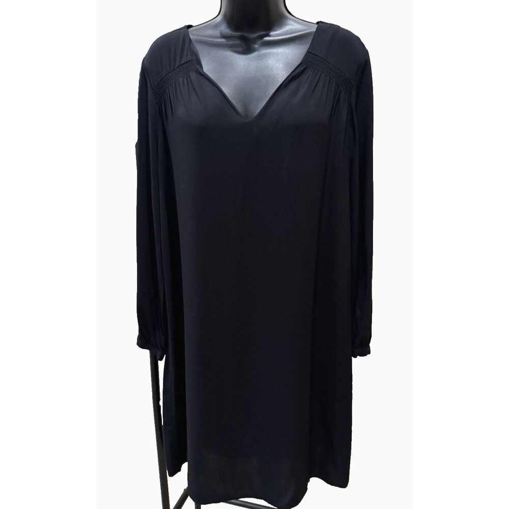 Old Navy Women’s Knee Length Dress Long Sleeved V-Neck M Medium Shift Black